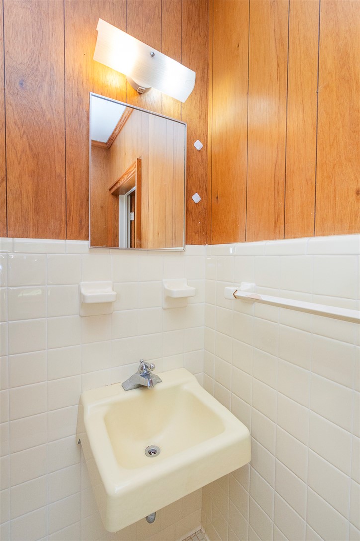 216 Maplewood Road Anderson, SC 29625 - Photo 38 of 49 Gallery Image 38