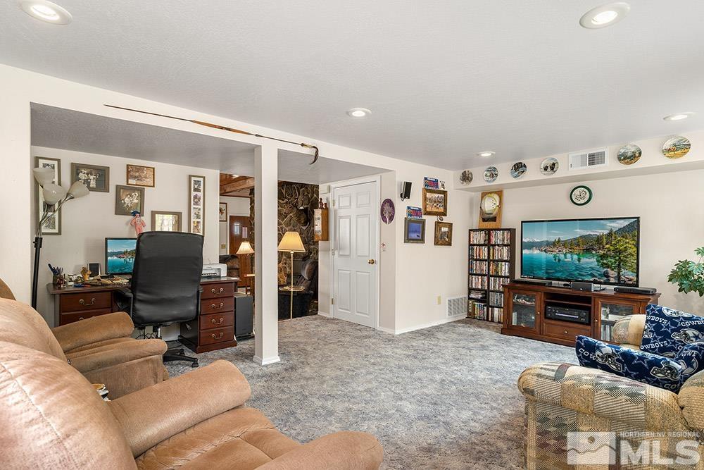 11100 Longview Lane Reno, NV 89506 - Photo 13 of 36 Photo 13
