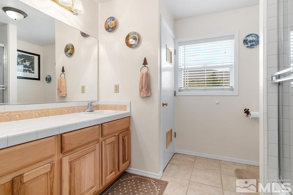 11100 Longview Lane Reno, NV 89506 - Photo 16 of 36 Photo 16