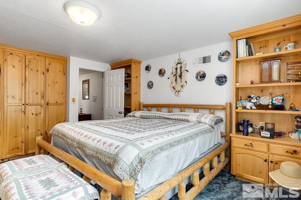 11100 Longview Lane Reno, NV 89506 - Photo 9 of 36 Photo 9