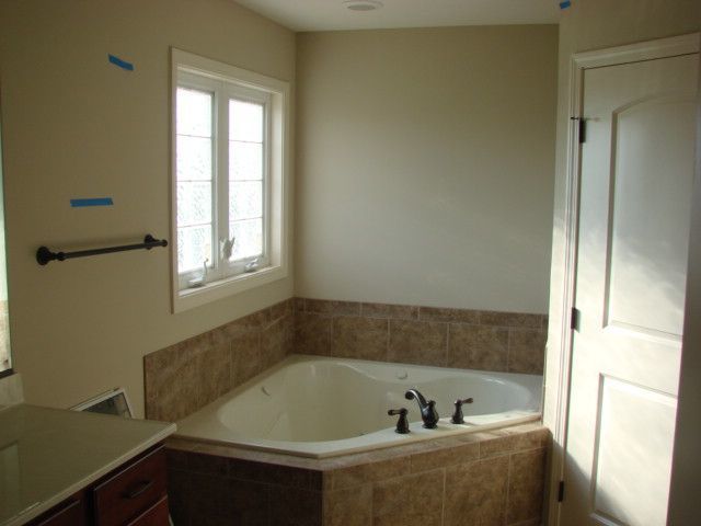 Box R R, Unit 4 Clinton, IL 61727 - Photo 5 of 7