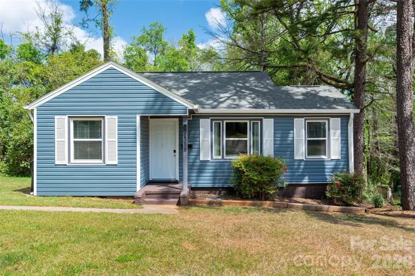 $314,900 | 2516 Columbus Circle, Charlotte, NC 28208