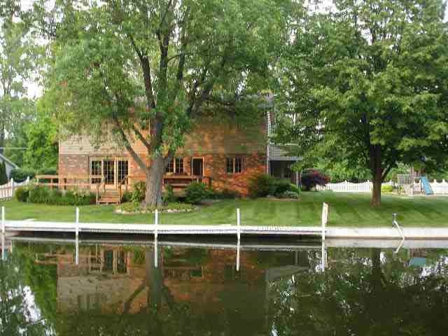 7895 East Cherokee Road, Unit WAWASEE Syracuse, IN 46567 - Photo 1 of 9 Gallery Image 1