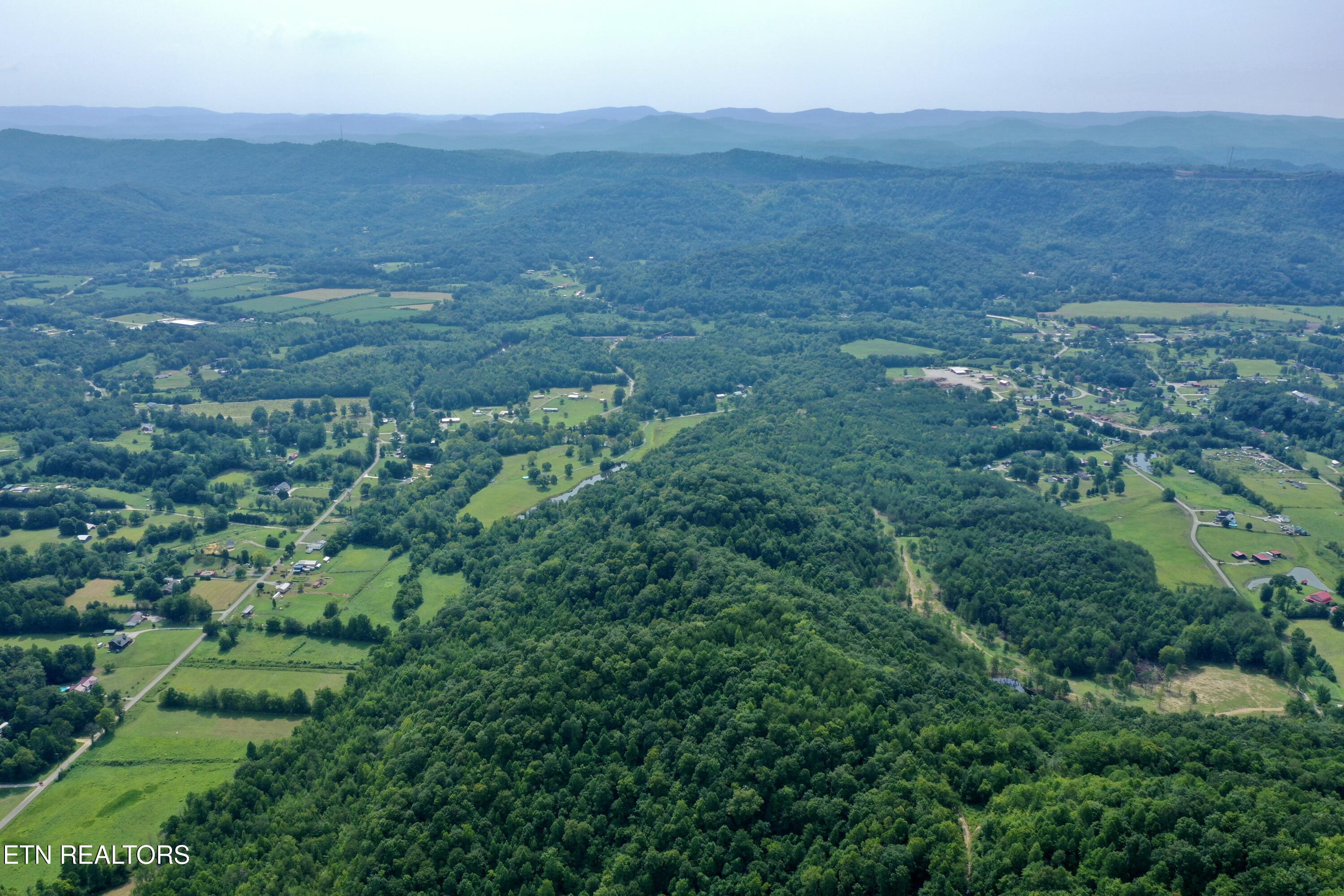 Wool Lane Newcomb, TN 37819 - Photo 46 of 59 tempImagewMno3T