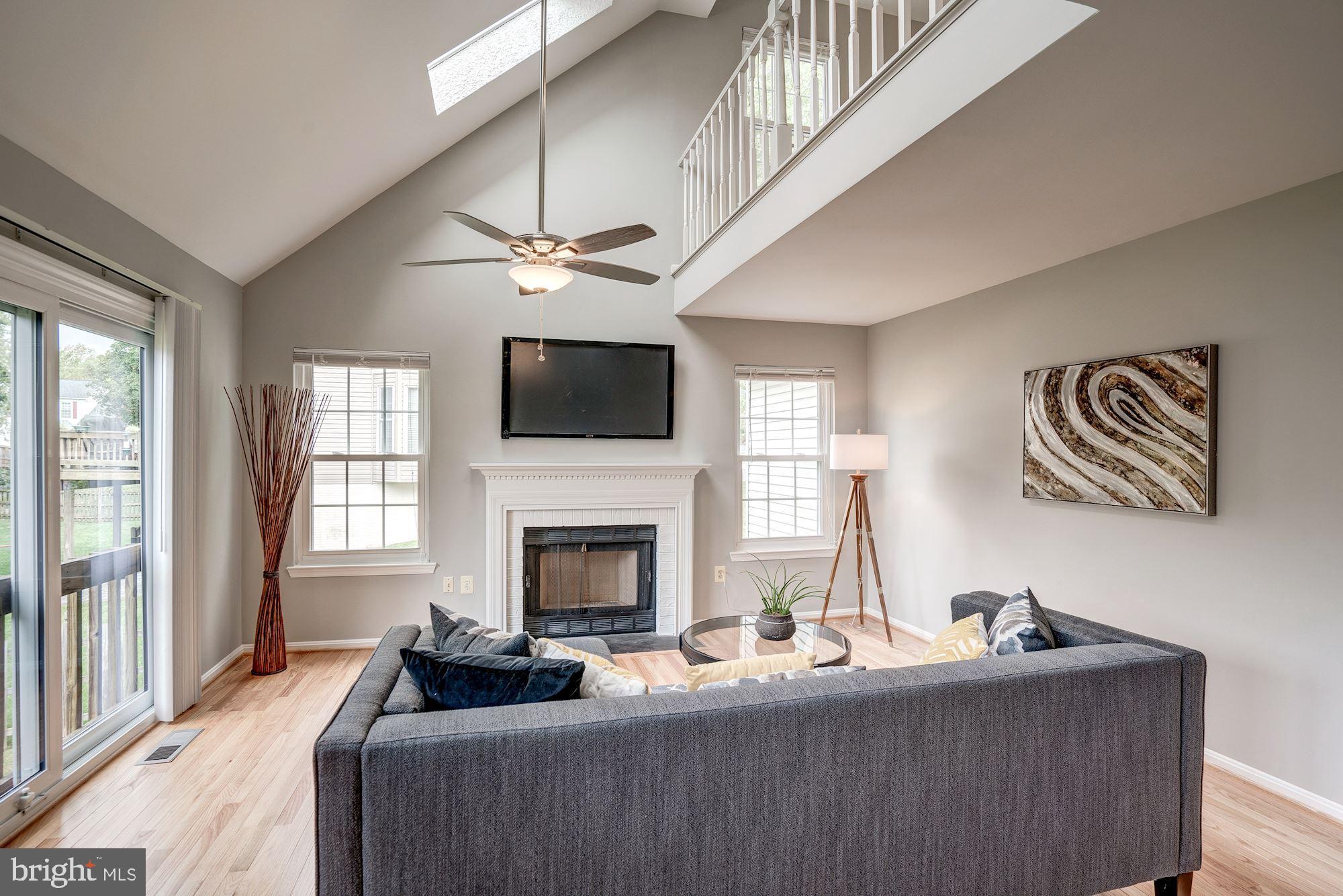 2986 Emerald Chase Drive Herndon, VA 20171 - Photo 15 of 36 FR with sliding door access to outdoors