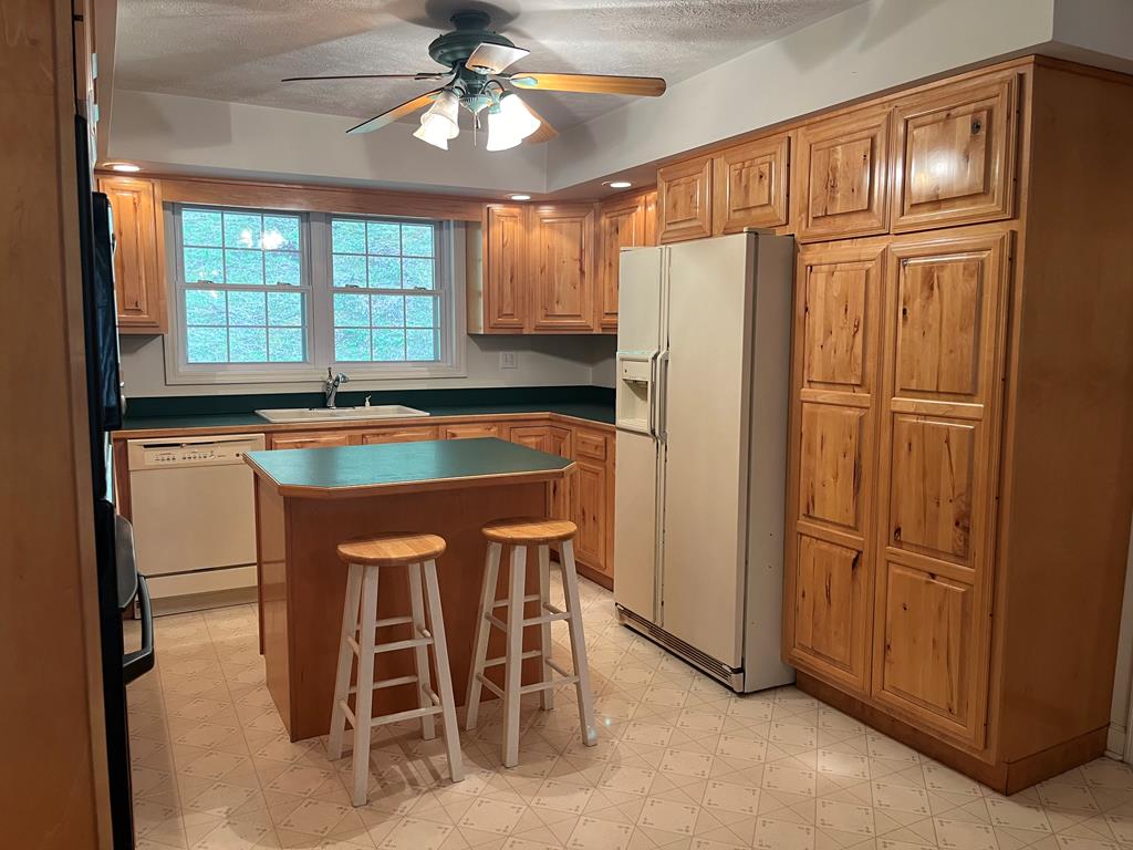2118 Happy Hollow Road Breaks, VA 24607 - Photo 17 of 75 Gallery Image 17