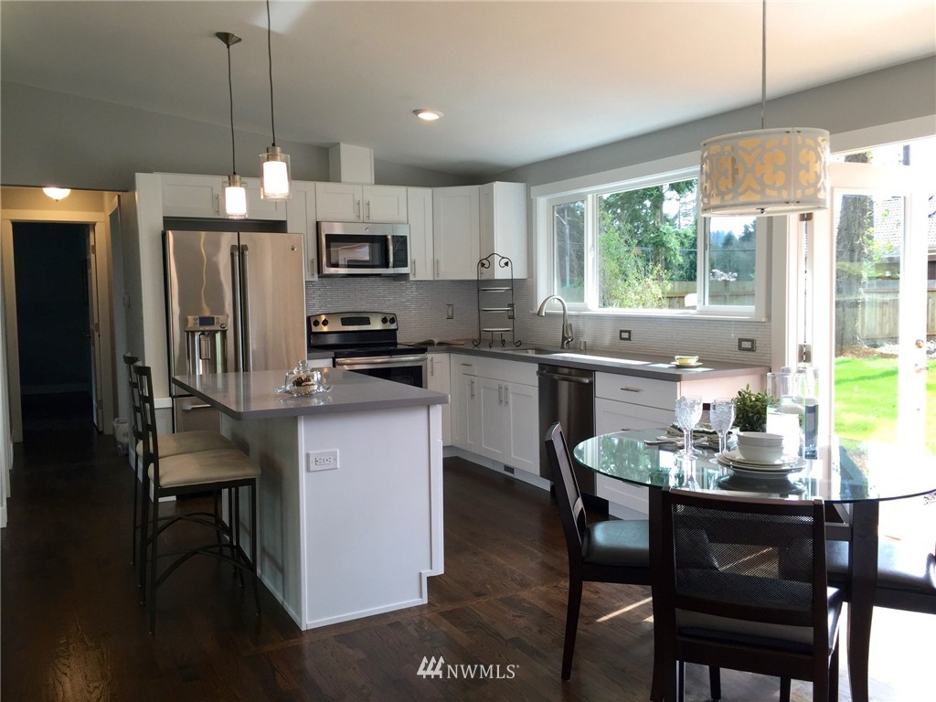 9043 Northeast 178th Street Bothell, WA 98011 - Photo 4 of 25