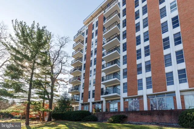 a front view of a building