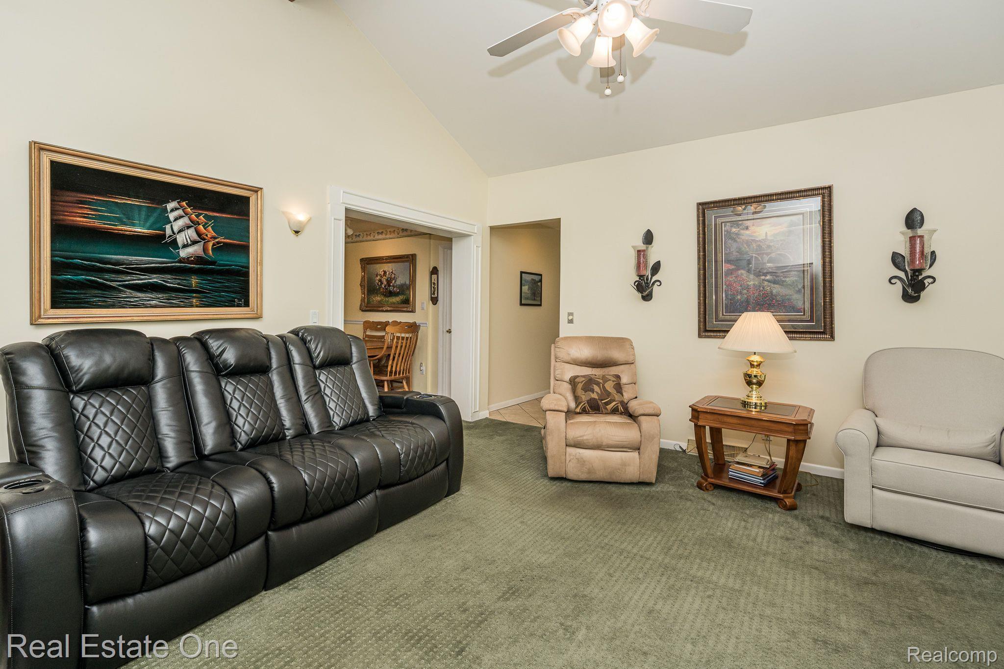 129 Texas Avenue Rochester, MI 48309 - Photo 10 of 50 Gallery Image 10