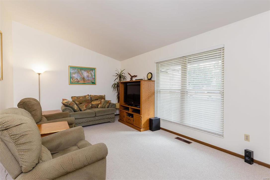 2459 England Town Road St. Louis, MO 63129 - Photo 7 of 56 Gallery Image 7