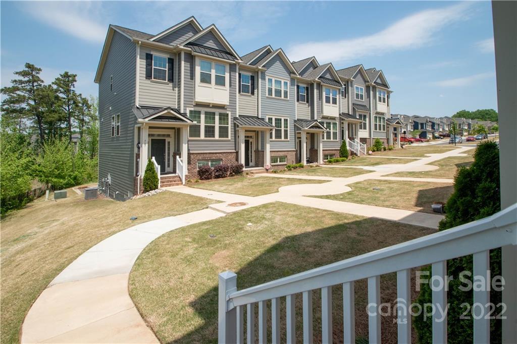 820 Ruckers Court Tega Cay, SC 29708 - Photo 38 of 46 a view of residential houses with city street