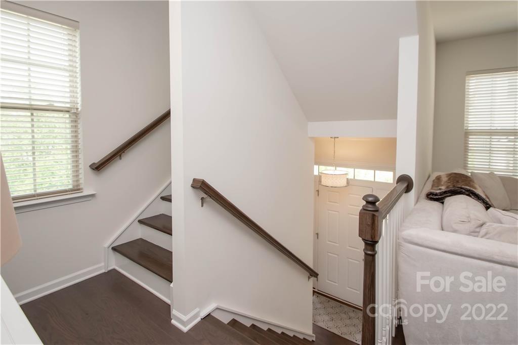 820 Ruckers Court Tega Cay, SC 29708 - Photo 5 of 46 a view of entryway