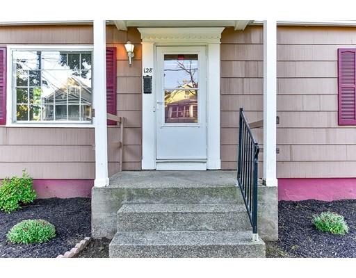 128 Carver Street Springfield, MA 01108 - Photo 3 of 23