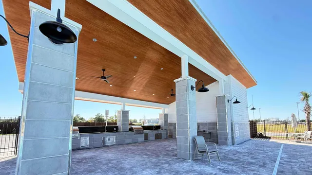 $318,900 | 2459 Cliff Hollow Circle, Gulf Breeze, FL 32563