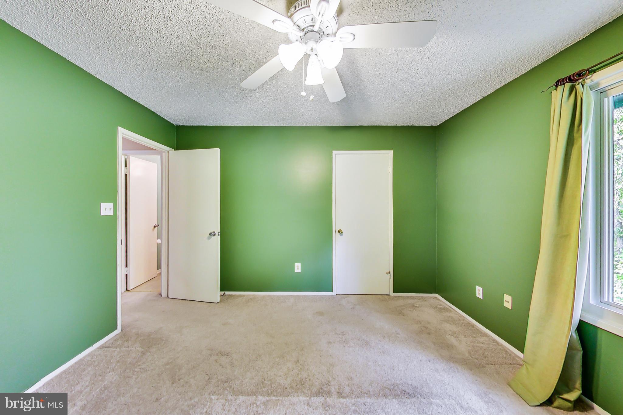 2184 Cartwright Place Reston, VA 20191 - Photo 25 of 46 Primary Bedroom with large walk-in closet