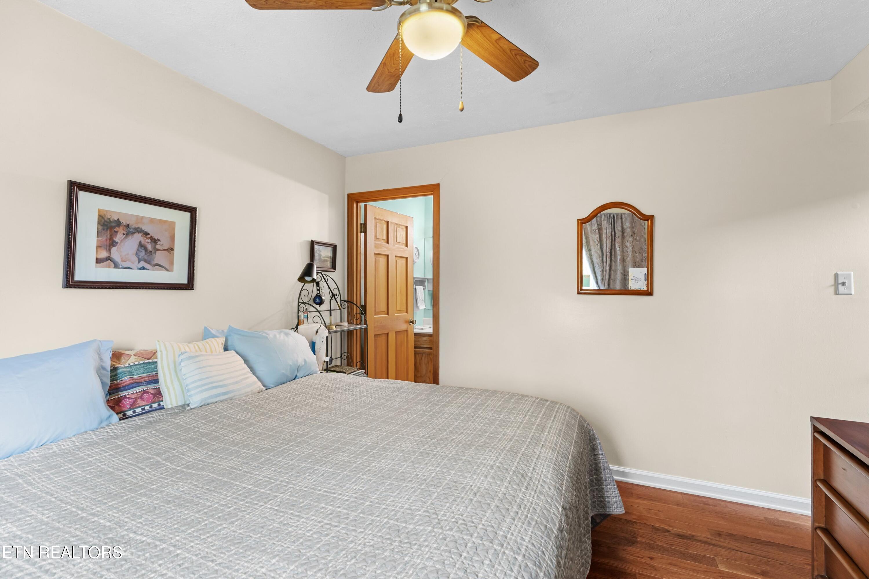 664 West Dumplin Valley Road New Market, TN 37820 - Photo 15 of 32 018-664WestDumplinValleyRoad-JeffersonCi