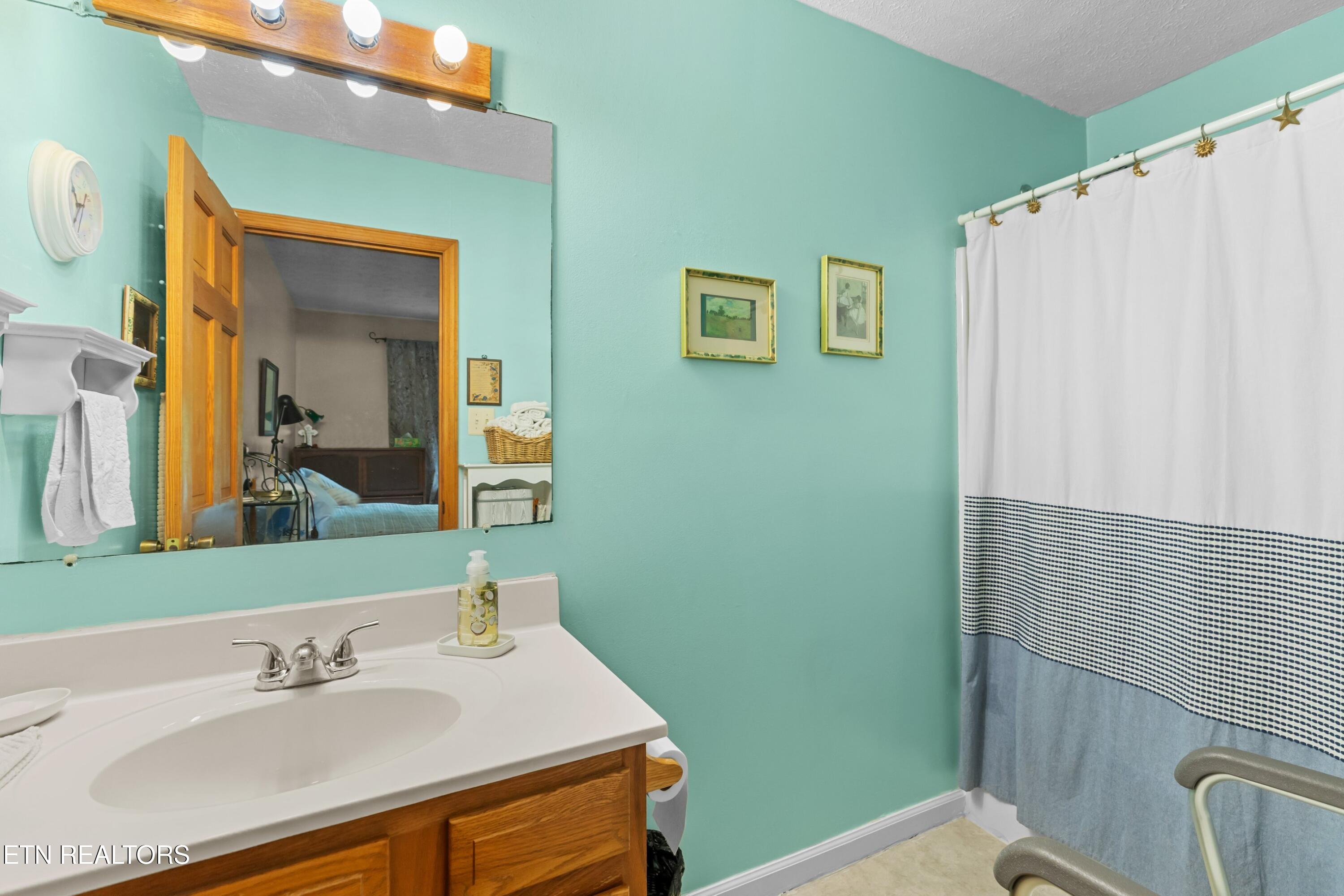 664 West Dumplin Valley Road New Market, TN 37820 - Photo 16 of 32 019-664WestDumplinValleyRoad-JeffersonCi