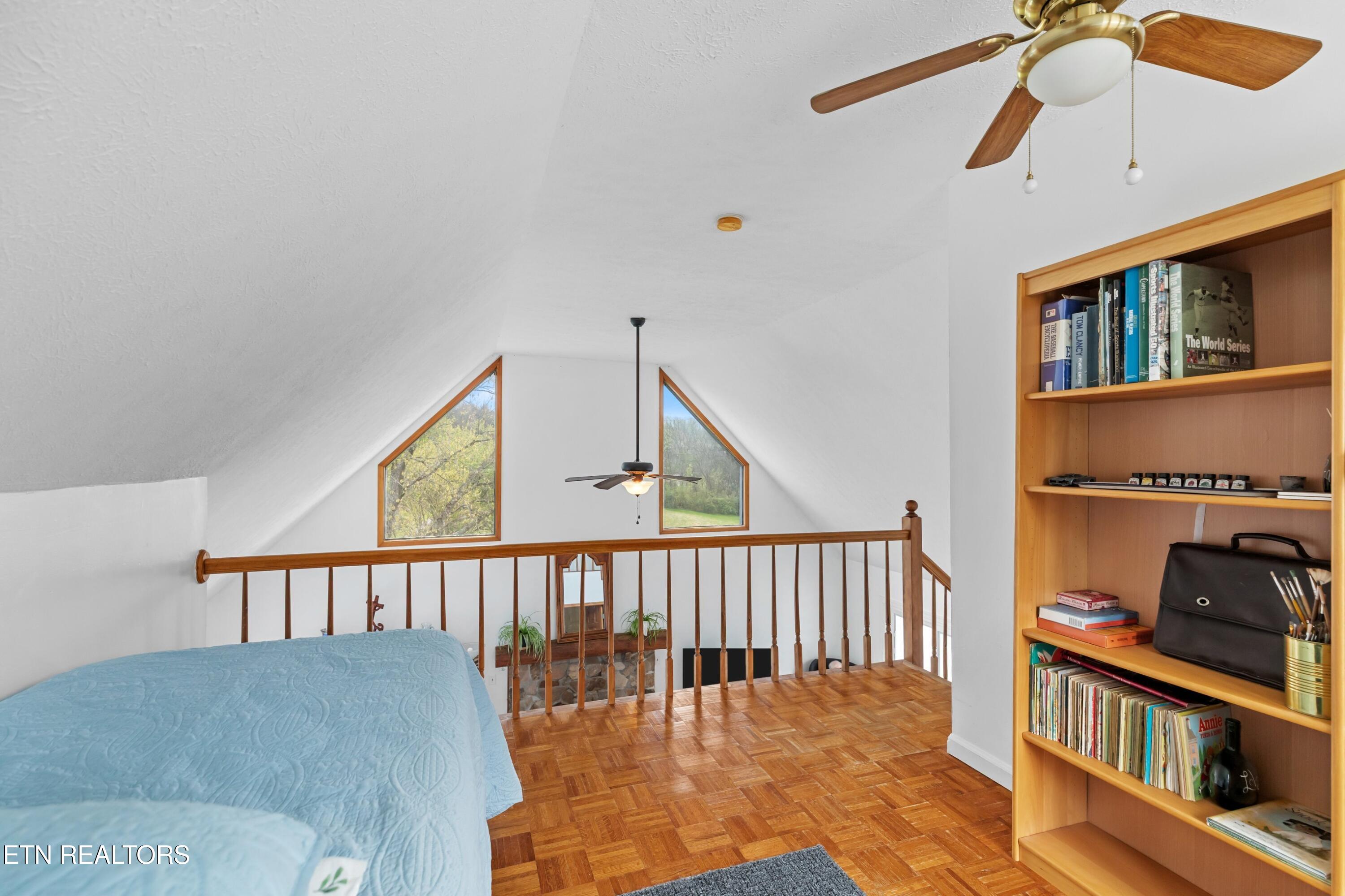 664 West Dumplin Valley Road New Market, TN 37820 - Photo 18 of 32 021-664WestDumplinValleyRoad-JeffersonCi