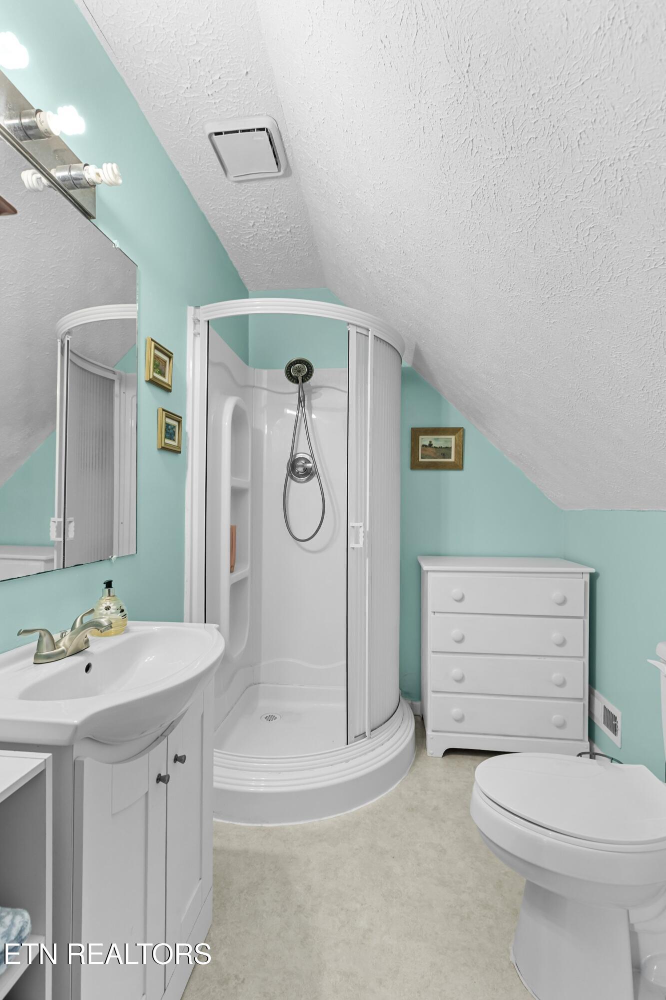 664 West Dumplin Valley Road New Market, TN 37820 - Photo 19 of 32 022-664WestDumplinValleyRoad-JeffersonCi