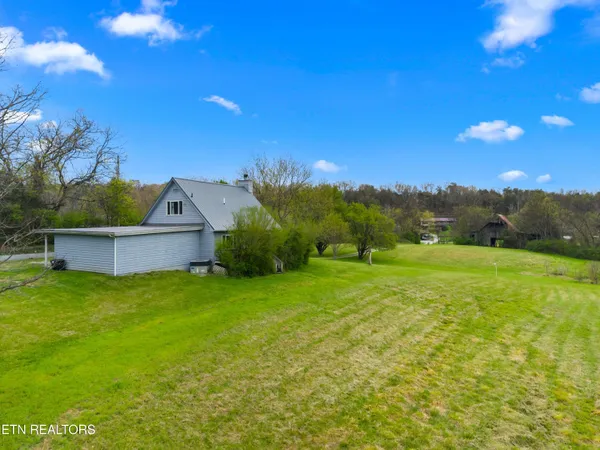 $369,900 | 664 West Dumplin Valley Road, New Market, TN 37820