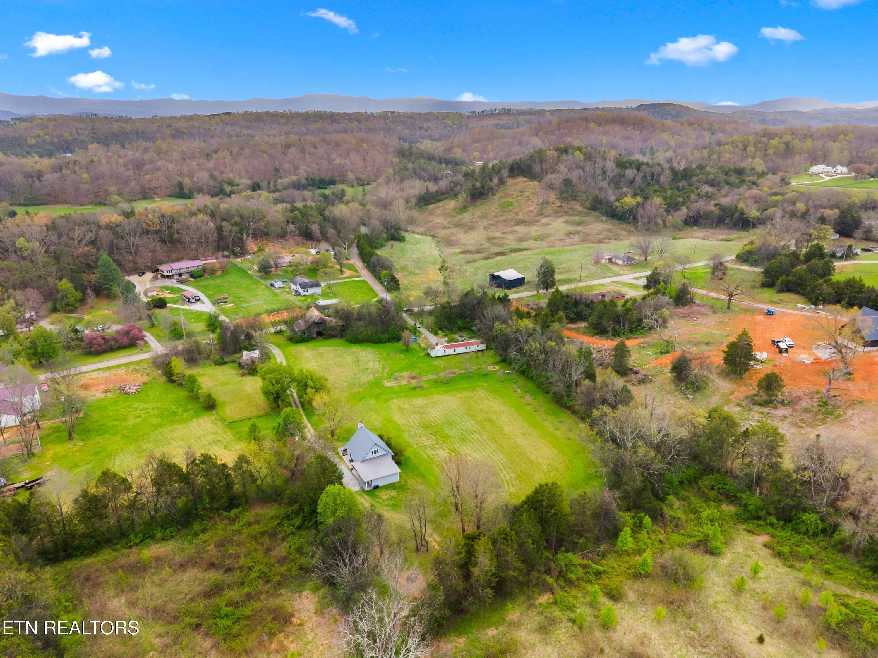 664 West Dumplin Valley Road New Market, TN 37820 - Photo 26 of 32 028-664WestDumplinValleyRoad-JeffersonCi