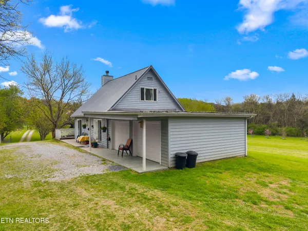 $369,900 | 664 West Dumplin Valley Road, New Market, TN 37820