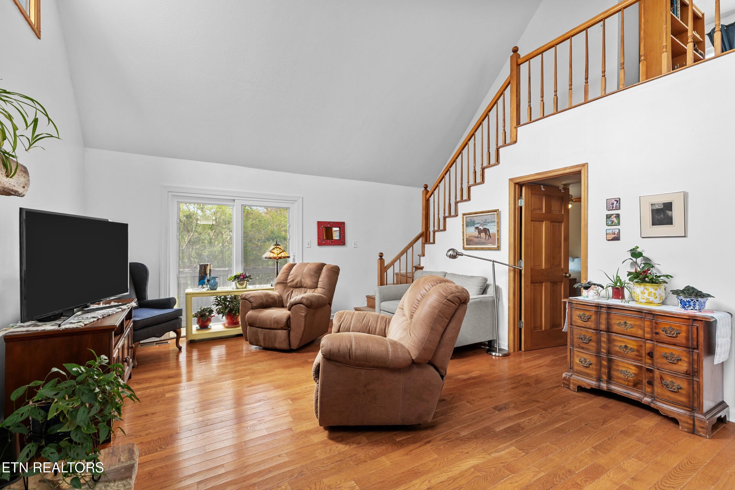 664 West Dumplin Valley Road New Market, TN 37820 - Photo 9 of 32 009-664WestDumplinValleyRoad-JeffersonCi