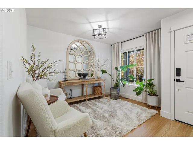 $525,900 | 37810 Hamilton Ridge Drive, Sandy, OR 97055