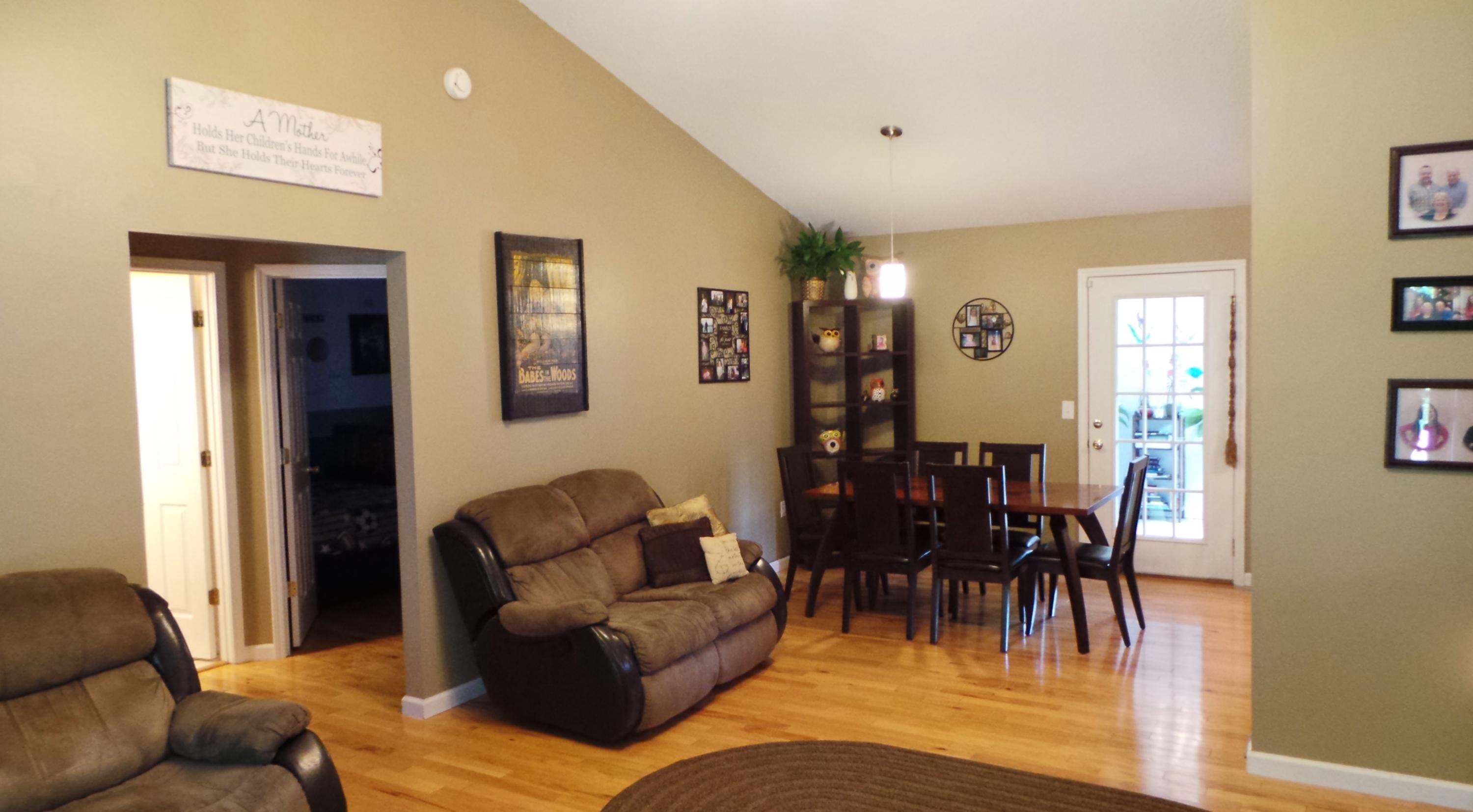 6040 Osage Road Crossville, TN 38572 - Photo 5 of 26 5-Open Living-Cathedral Ceiling