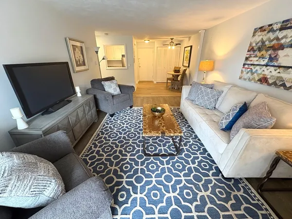 $289,000 | 37 Fountain Lane, Unit 4, Weymouth, MA 02190