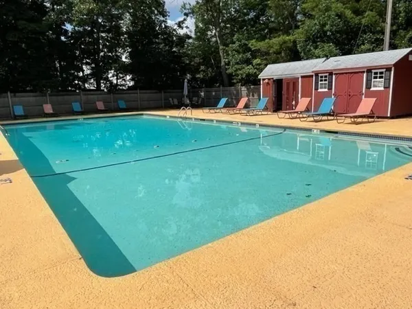 $289,000 | 37 Fountain Lane, Unit 4, Weymouth, MA 02190