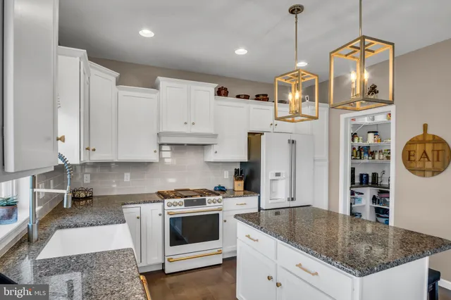 $624,900 | 21 Bayberry Road, Carlisle, PA 17013