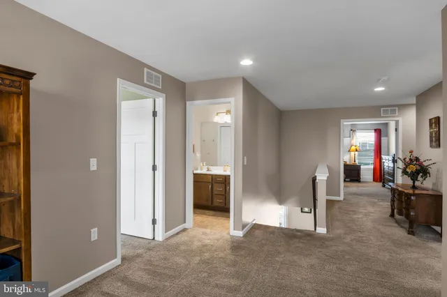 $624,900 | 21 Bayberry Road, Carlisle, PA 17013