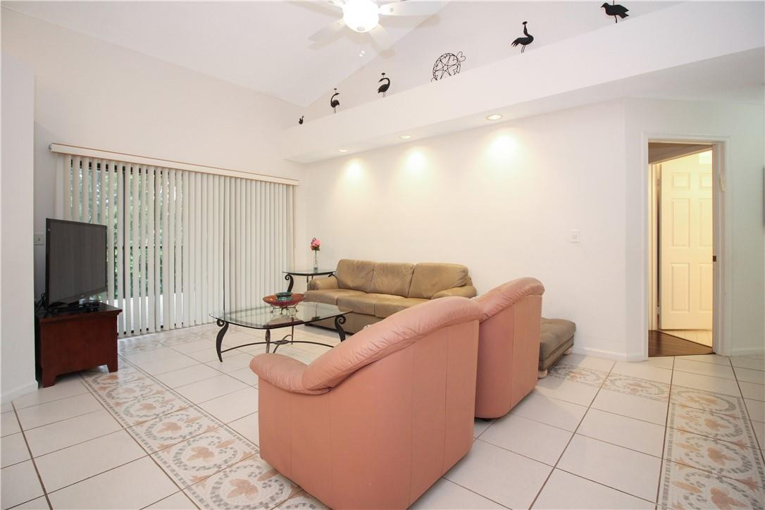 17324 Boca Club Boulevard, Unit 907 Boca Raton, FL 33487 - Photo 8 of 33 Photo 8