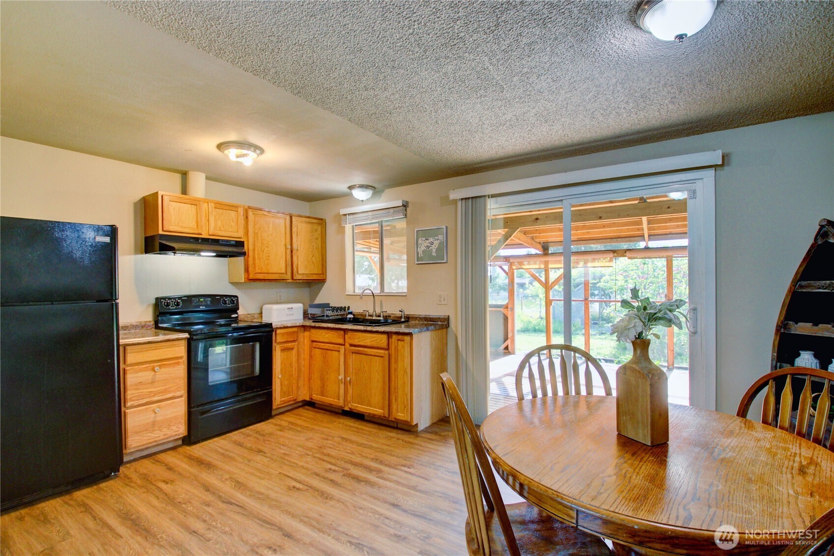 930 North Laventure Road Mount Vernon, WA 98273 - Photo 9 of 29