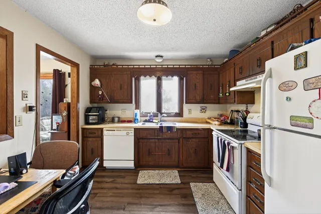 $425,000 | 1240 Norton Avenue Northeast, Fridley, MN 55432