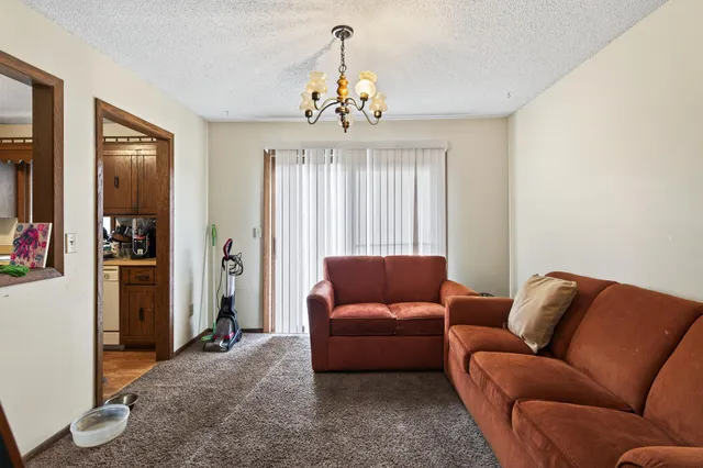 $425,000 | 1240 Norton Avenue Northeast, Fridley, MN 55432