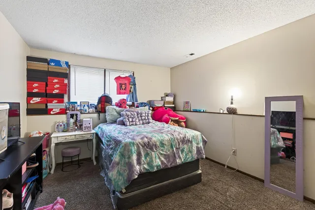 $425,000 | 1240 Norton Avenue Northeast, Fridley, MN 55432