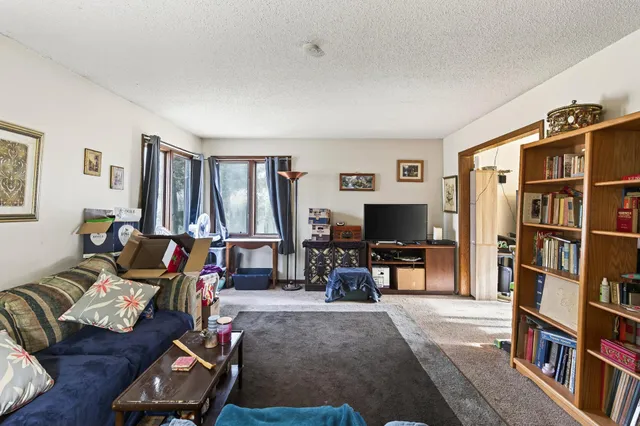 $425,000 | 1240 Norton Avenue Northeast, Fridley, MN 55432