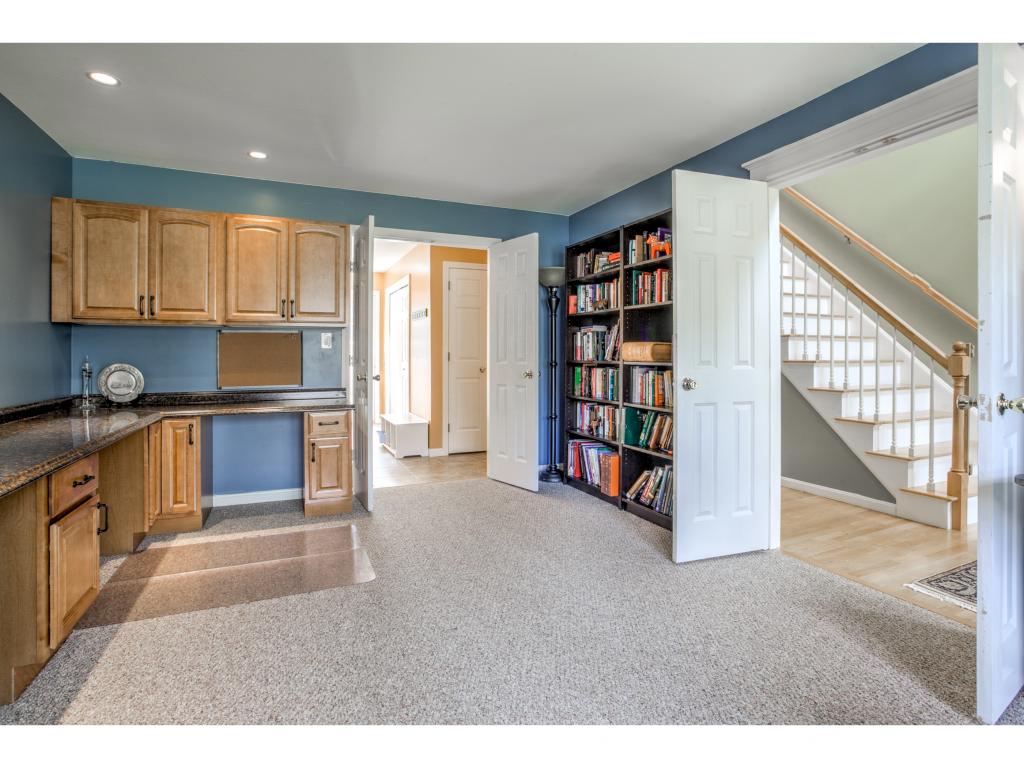 35 Springfield Circle Merrimack, NH 03054 - Photo 13 of 34