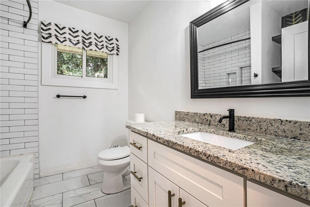 2324 Ousley Court Decatur, GA 30032 - Photo 17 of 25