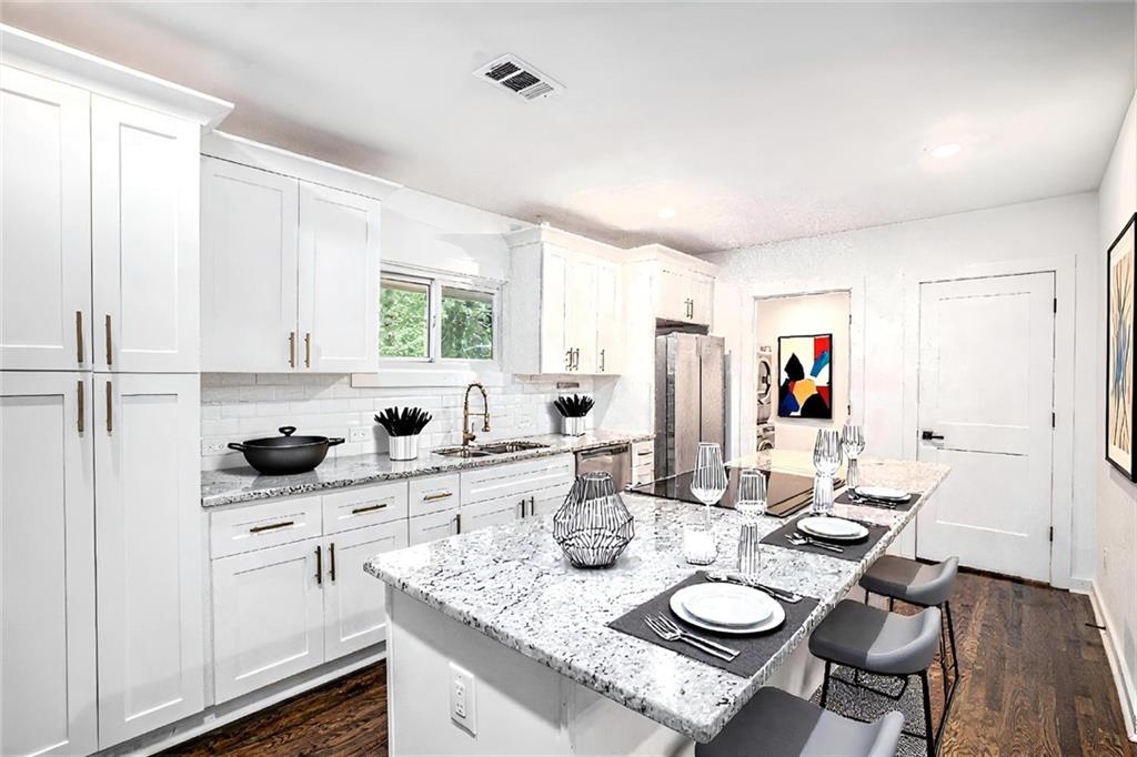 2324 Ousley Court Decatur, GA 30032 - Photo 3 of 25