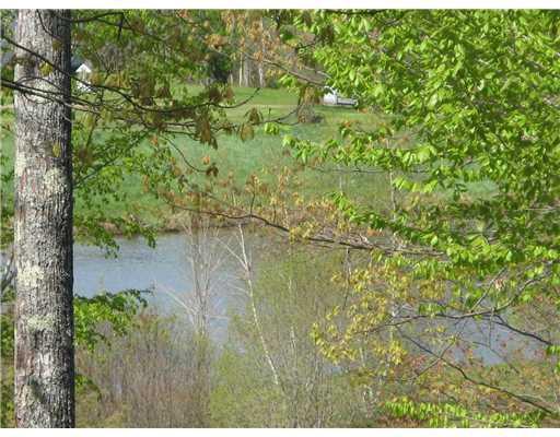 14 Cliff Road Boothbay, ME 04537 - Photo 4 of 11 View.