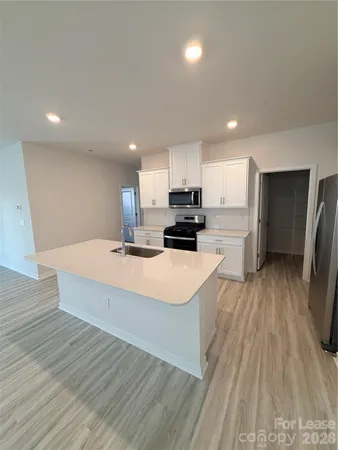 $2,500 | 12036 Zazu Way, Charlotte, NC 28215