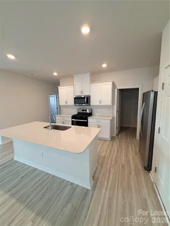 $2,500 | 12036 Zazu Way, Charlotte, NC 28215