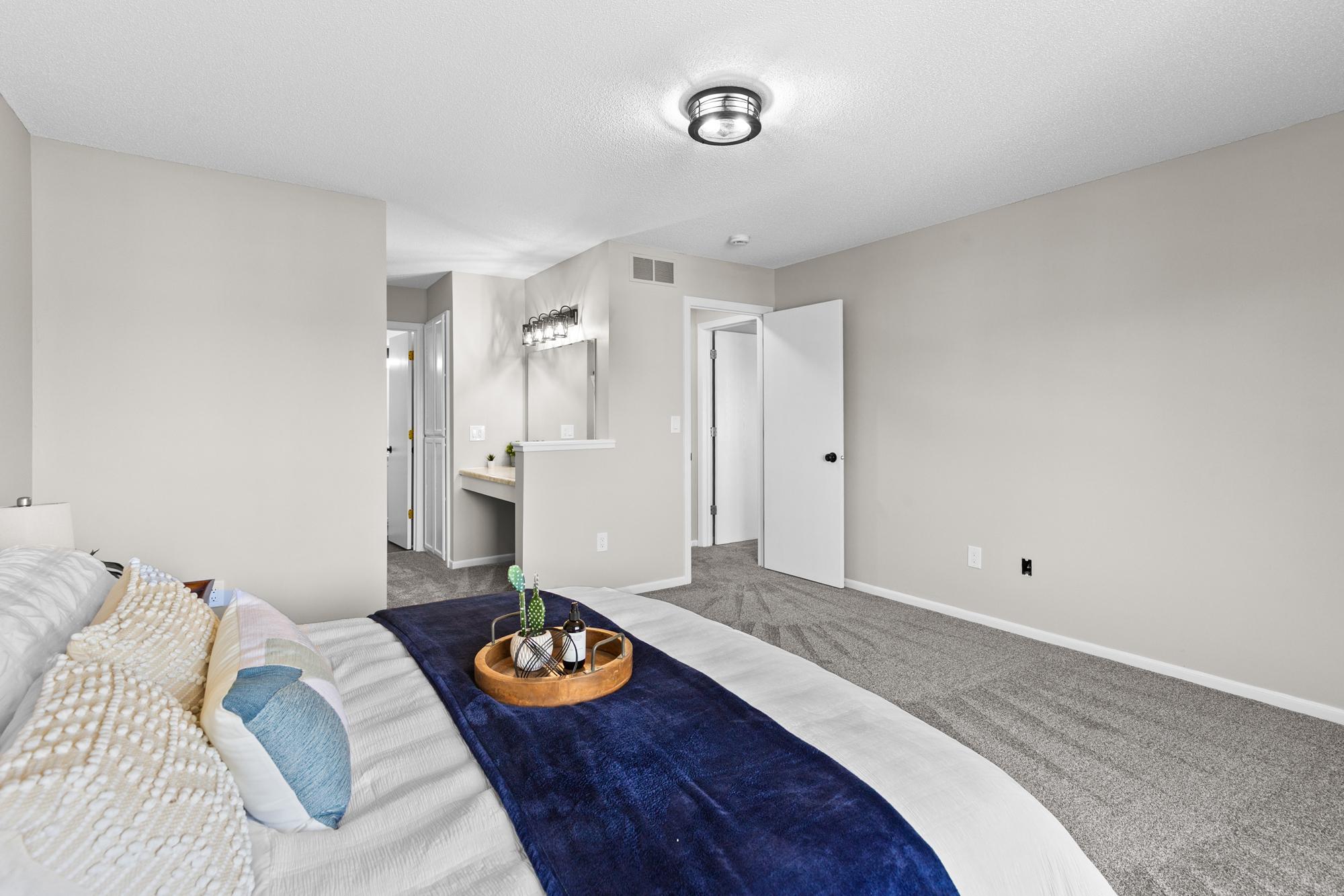 643 Roundhouse Street Shakopee, MN 55379 - Photo 11 of 15