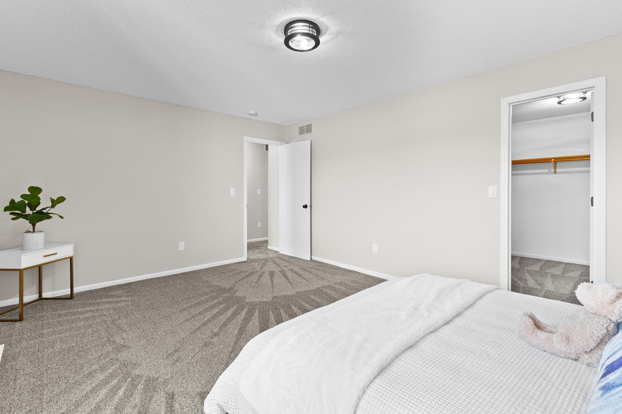 643 Roundhouse Street Shakopee, MN 55379 - Photo 13 of 15