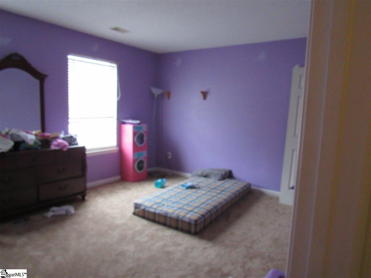 177 Wickersham Way Easley, SC 29642 - Photo 14 of 21 Gallery Image 14