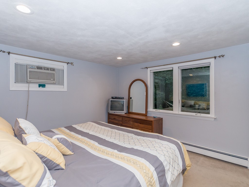 13 Maple Road North Reading, MA 01864 - Photo 14 of 21 Gallery Image 14