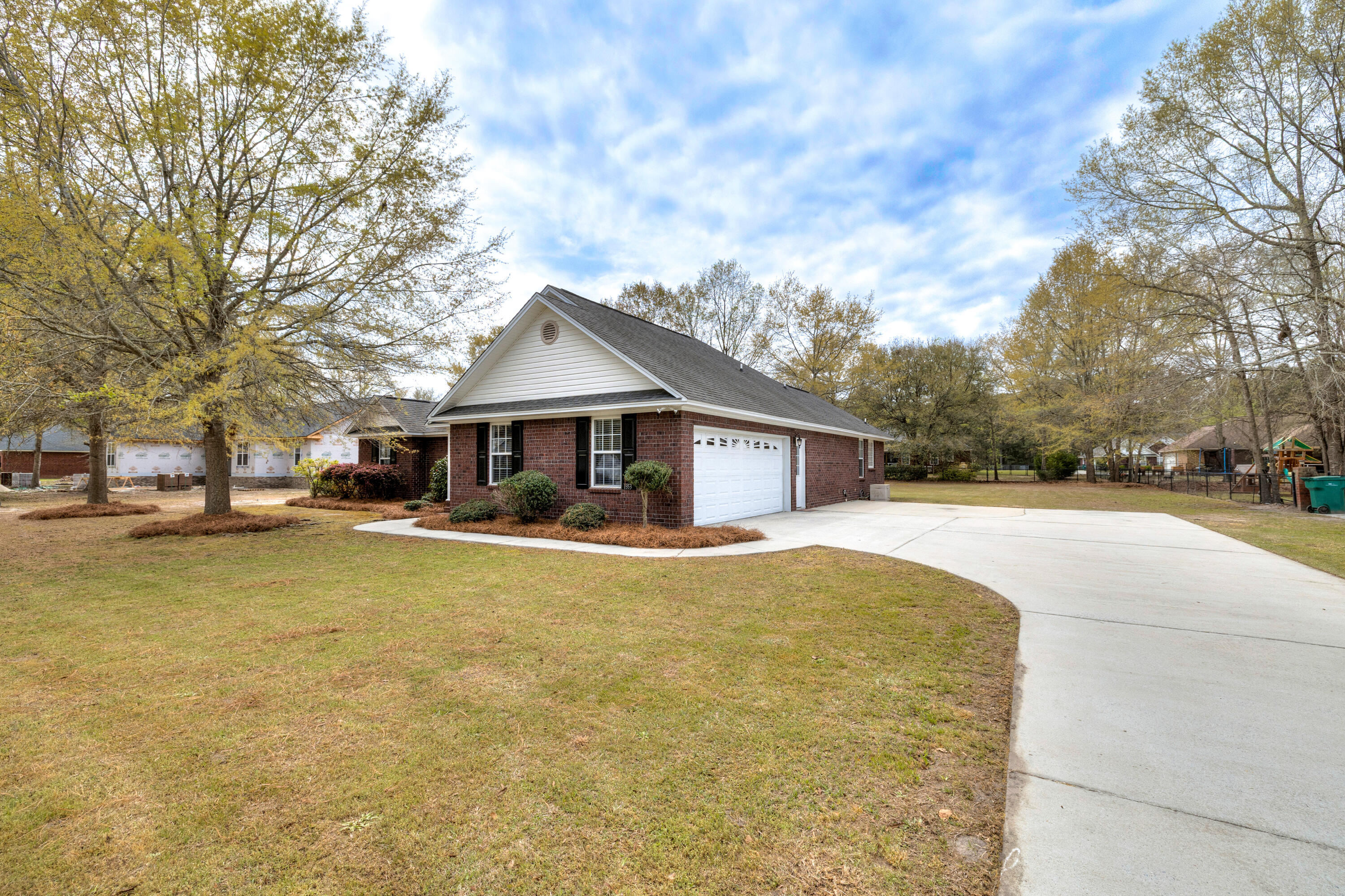 1353 McKenzie Road Manning, SC 29102 - Photo 3 of 37